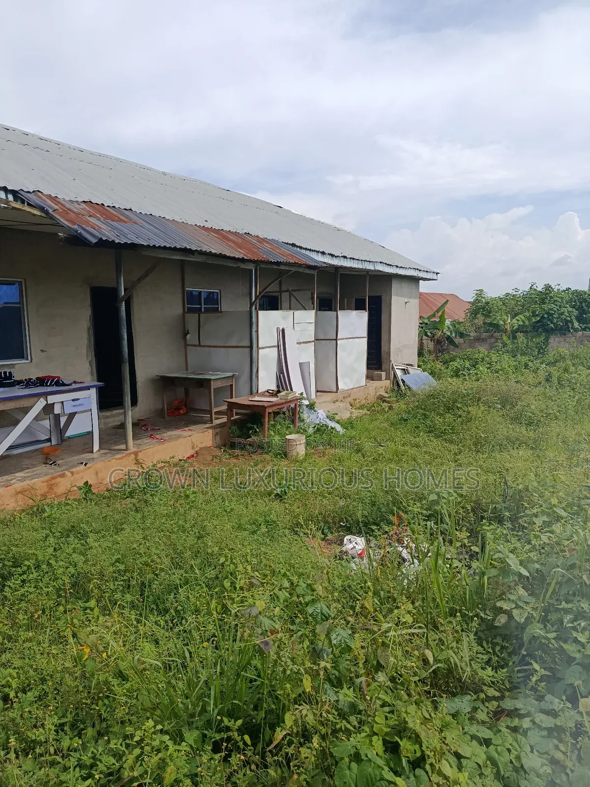 Land With Building for Sale in Ibadan