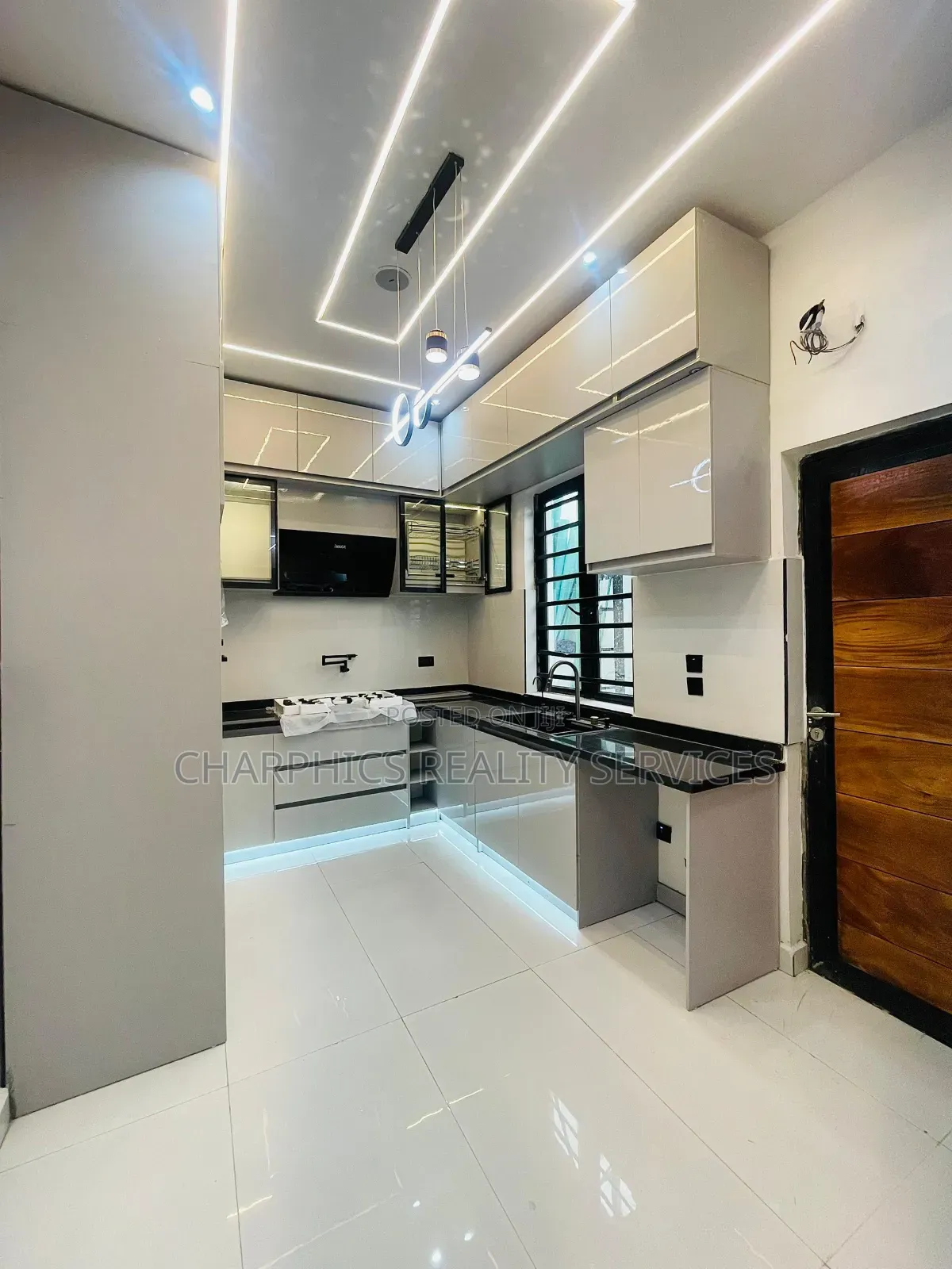 4bdrm Duplex in Ajah for sale in Ajah