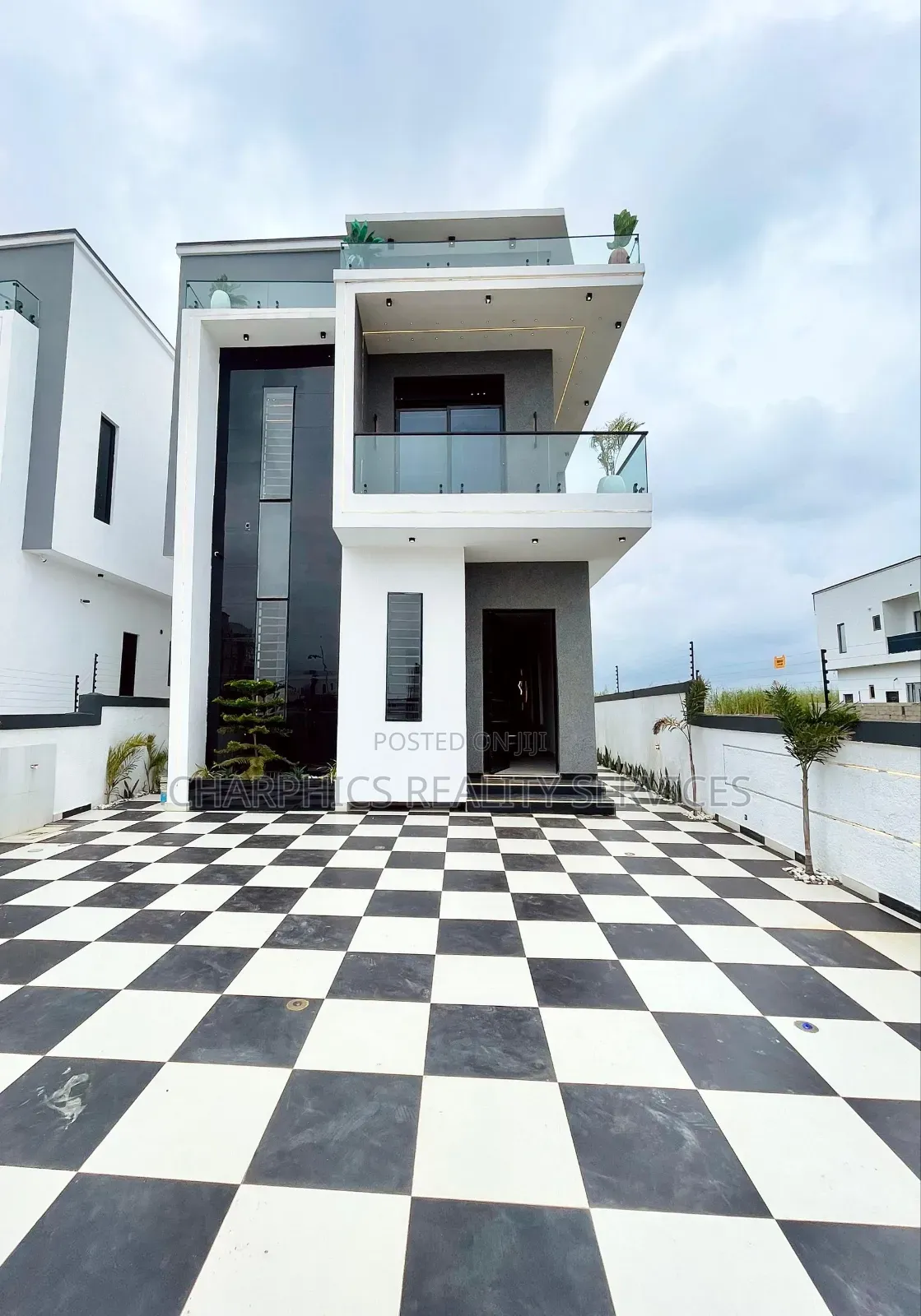 5bdrm Duplex in Ajah for sale in Ajah