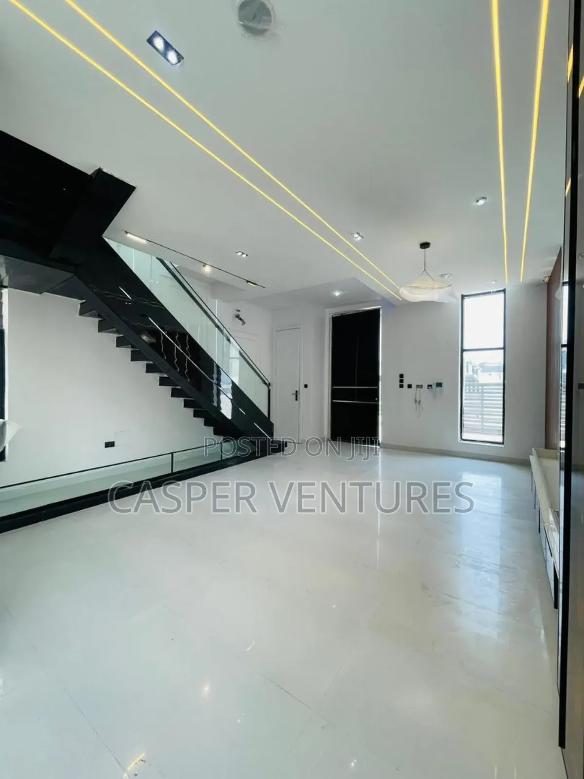 4bdrm Duplex in Almor, Off Lekki-Epe Expressway for sale in Off Lekki-Epe Expressway