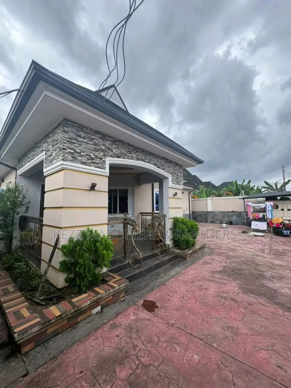 5bdrm Bungalow in Ogbogoro , Port for sale in Port-Harcourt