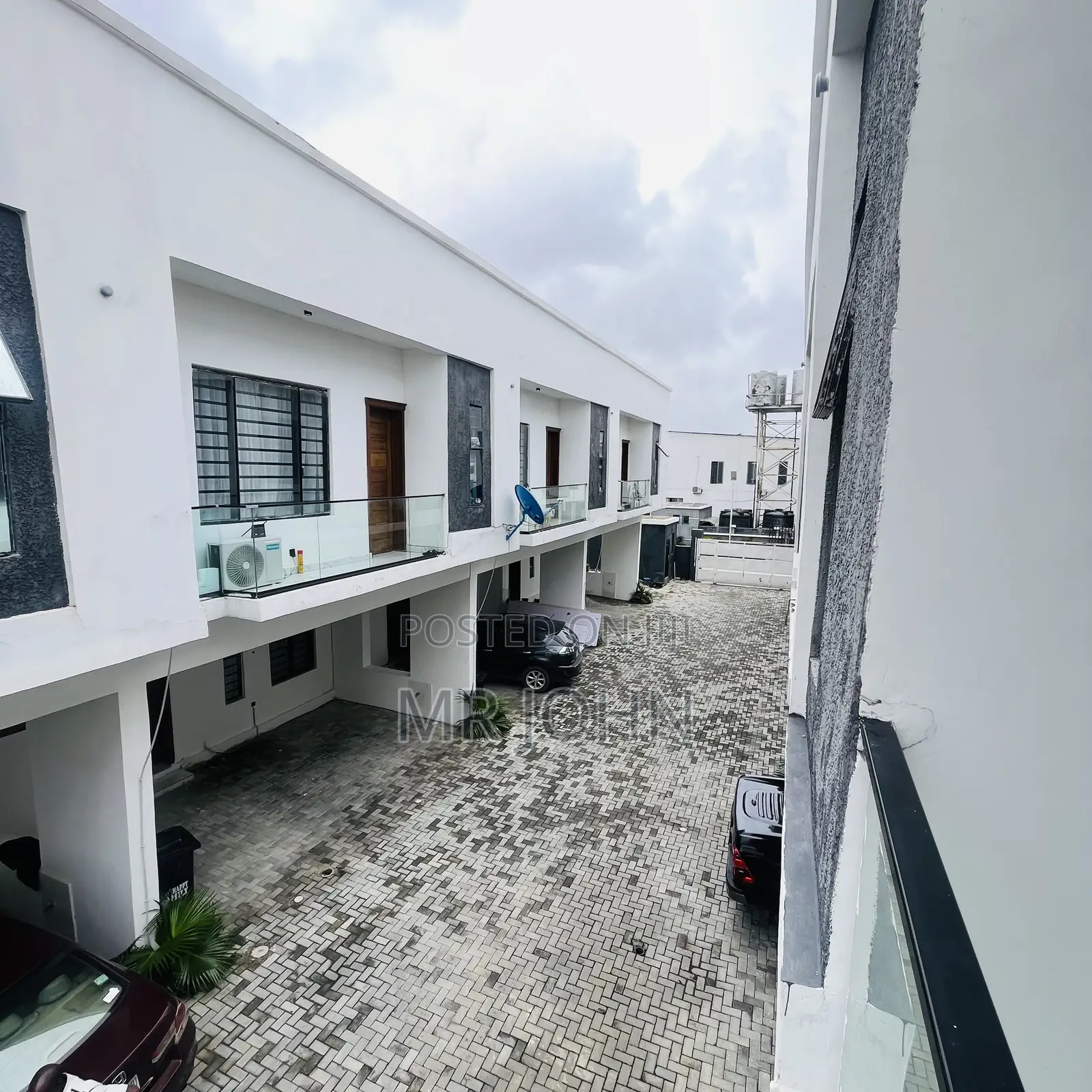 4bdrm Duplex in Vgc Harris Drive, Lekki for rent in Lekki