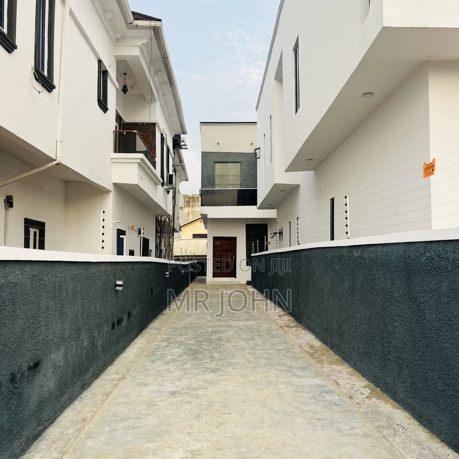 4bdrm House in Thomas Estate, Ajah for sale in Ajah