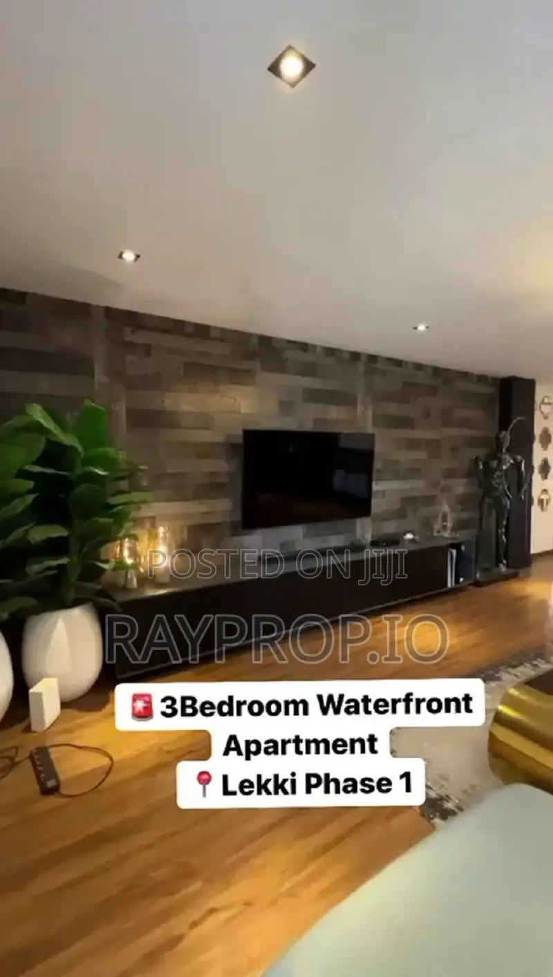 503186ld - 3 Bedroom Shortlet in Lekki Phase 1 in Lekki Phase 1