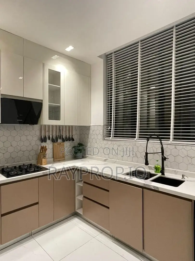 132020nx - Beautifully Designed 2 Bedroom Shortlet in Lekki Phase 1 in Lekki Phase 1
