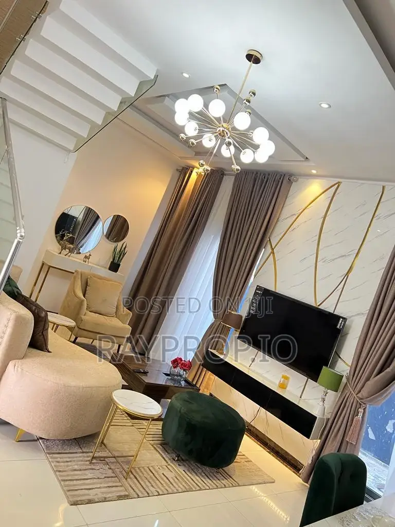052287pl - 4 Bedroom Shortlet in Lekki Phase 1 in Lekki Phase 1
