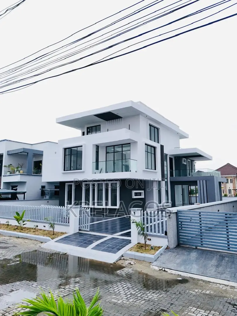 5bdrm Duplex in Orchid, Chevron for sale in Chevron