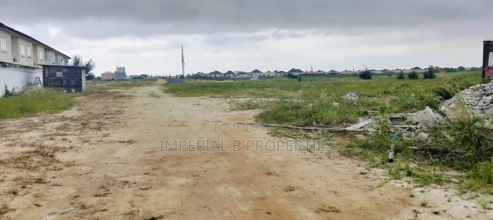 Residential Plot for Sell at Chevron Drive, Lagos. in Chevron
