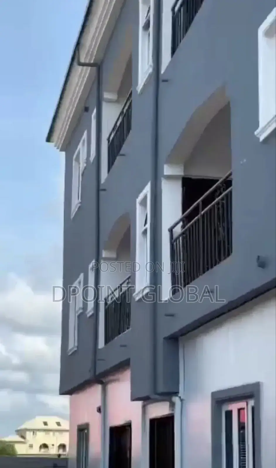 13bdrm Block of Flats in In Estate, Amuwo-Odofin for sale in Amuwo-Odofin