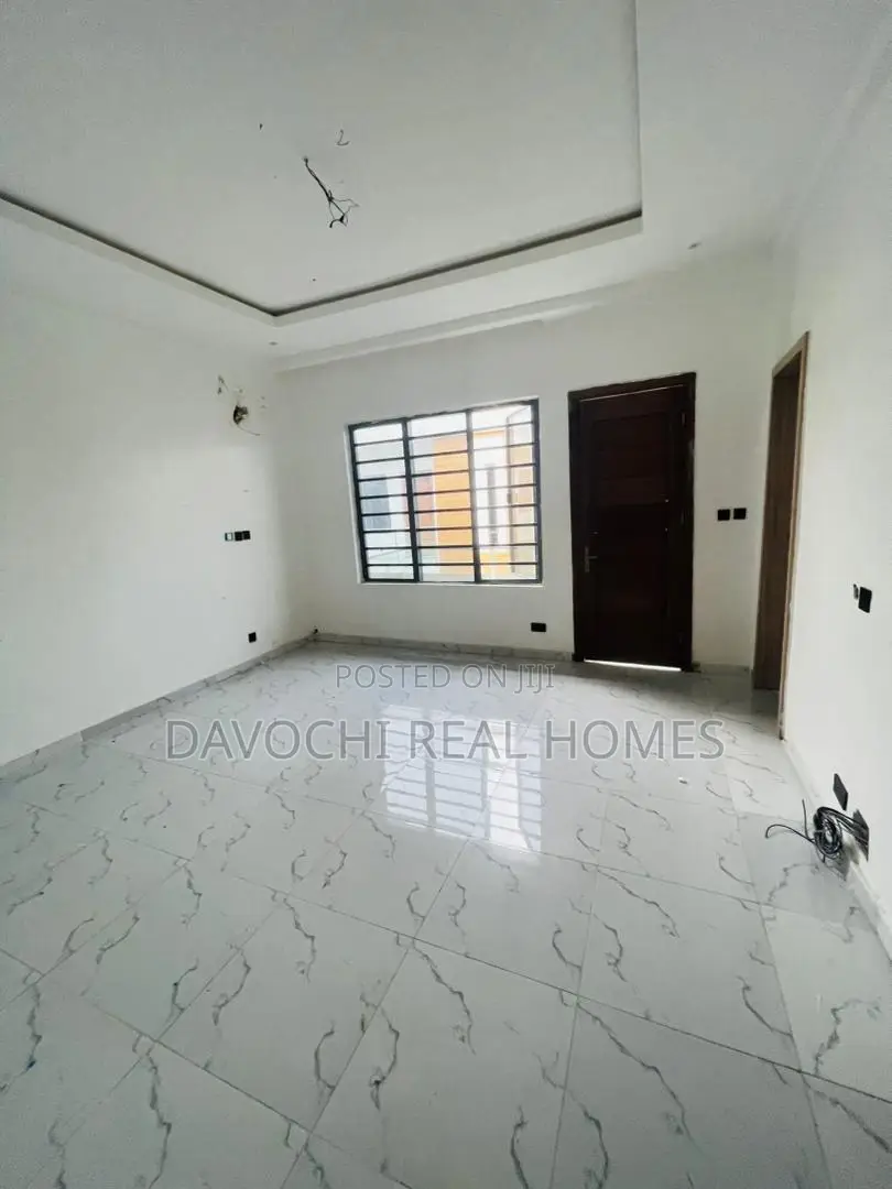 4bdrm Duplex in Lekki County for rent in Lekki Phase 2
