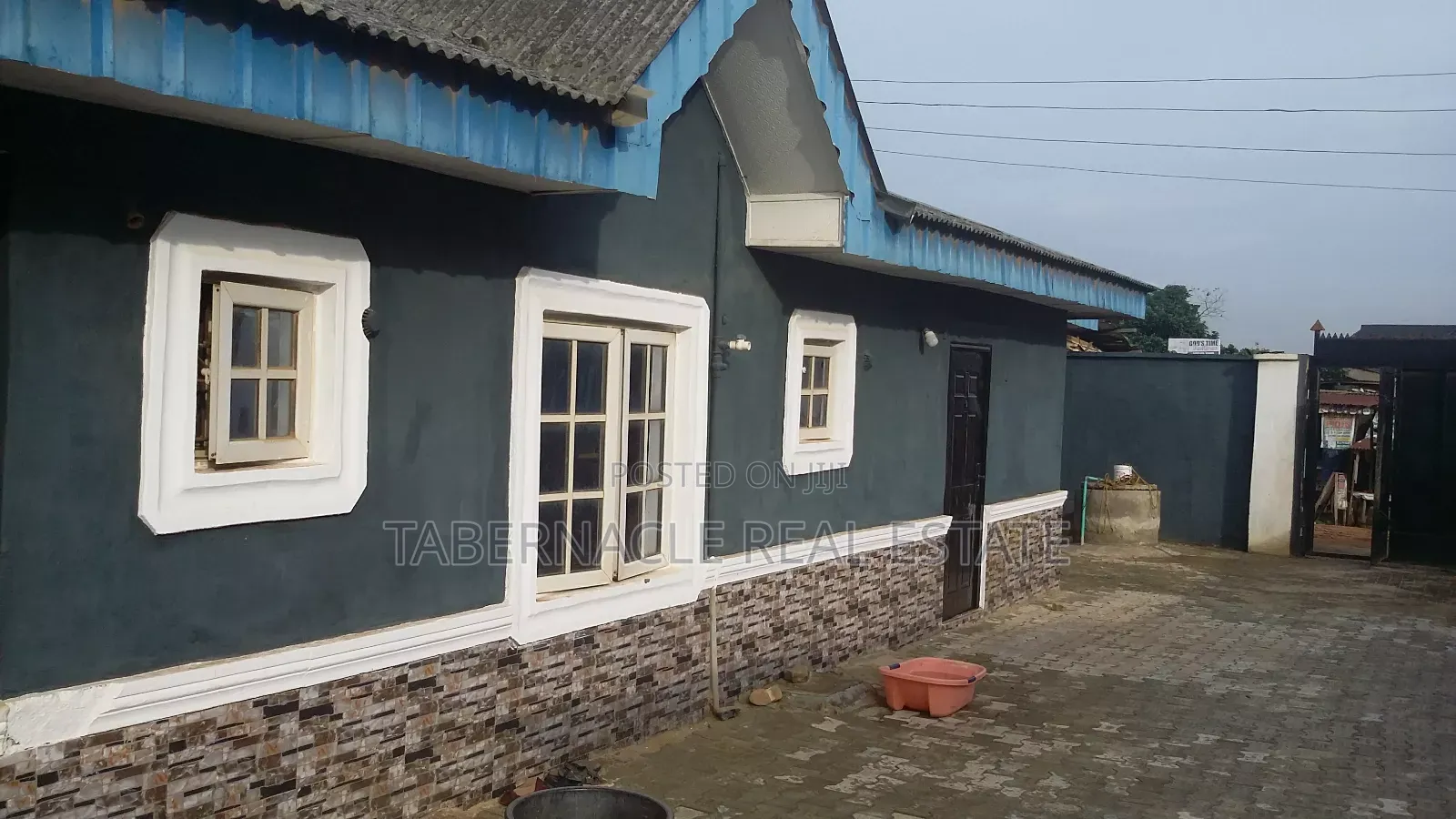 1bdrm Apartment in Isawo for rent in Isawo