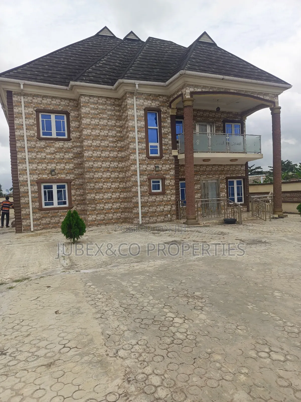 5bdrm Duplex in Papa Ewekoro for sale in Ewekoro