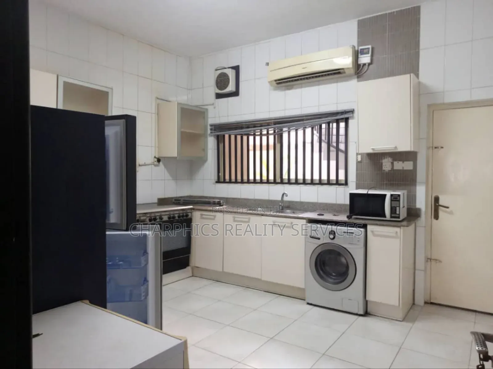3bdrm Apartment in Lekki Phase 1 for rent in Lekki Phase 1