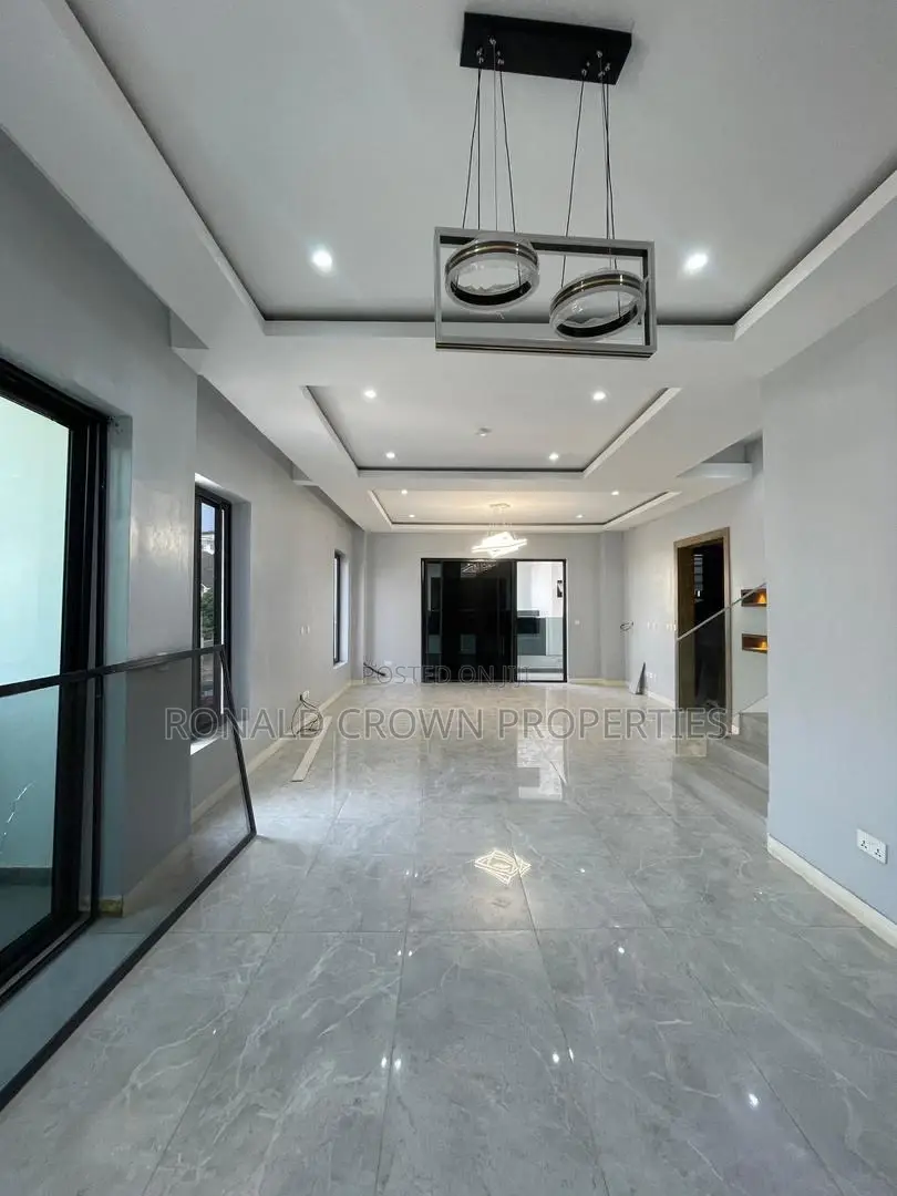 3bdrm Apartment in Ikate for sale in Ikate