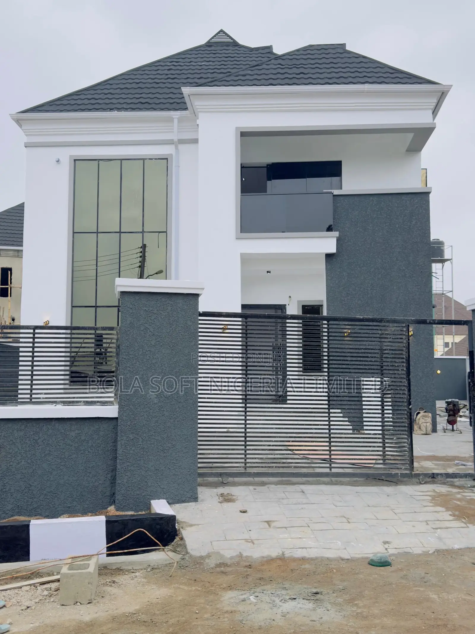 4bdrm Duplex in Caralton Gate for sale in Akobo