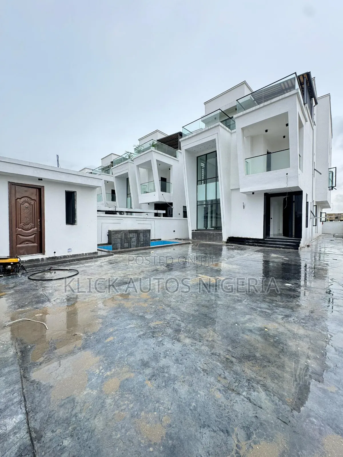 Furnished 5bdrm Duplex in Lekki for sale in Lekki
