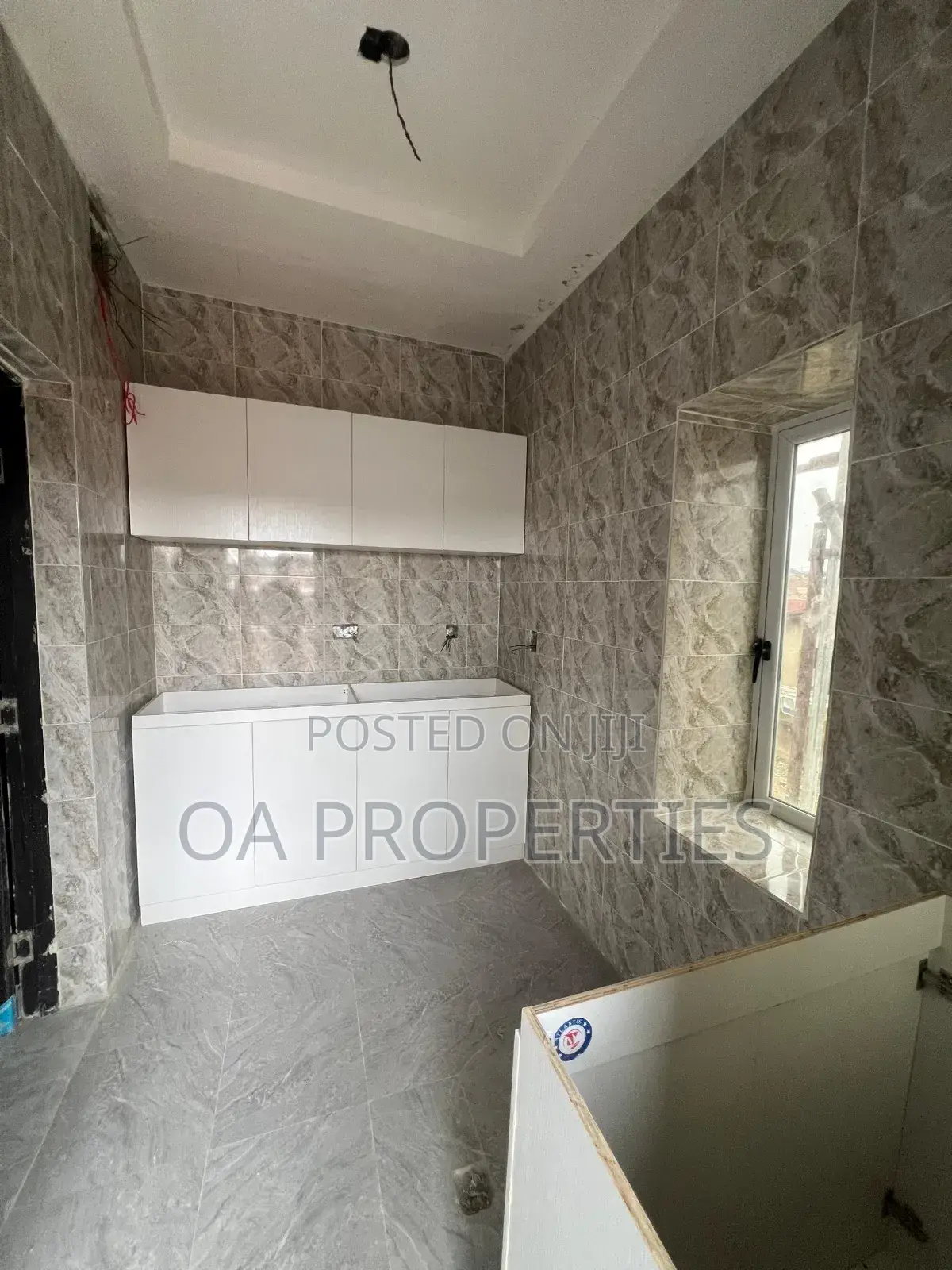 Studio Apartment in Atoyebi Courts, for sale in Ibadan