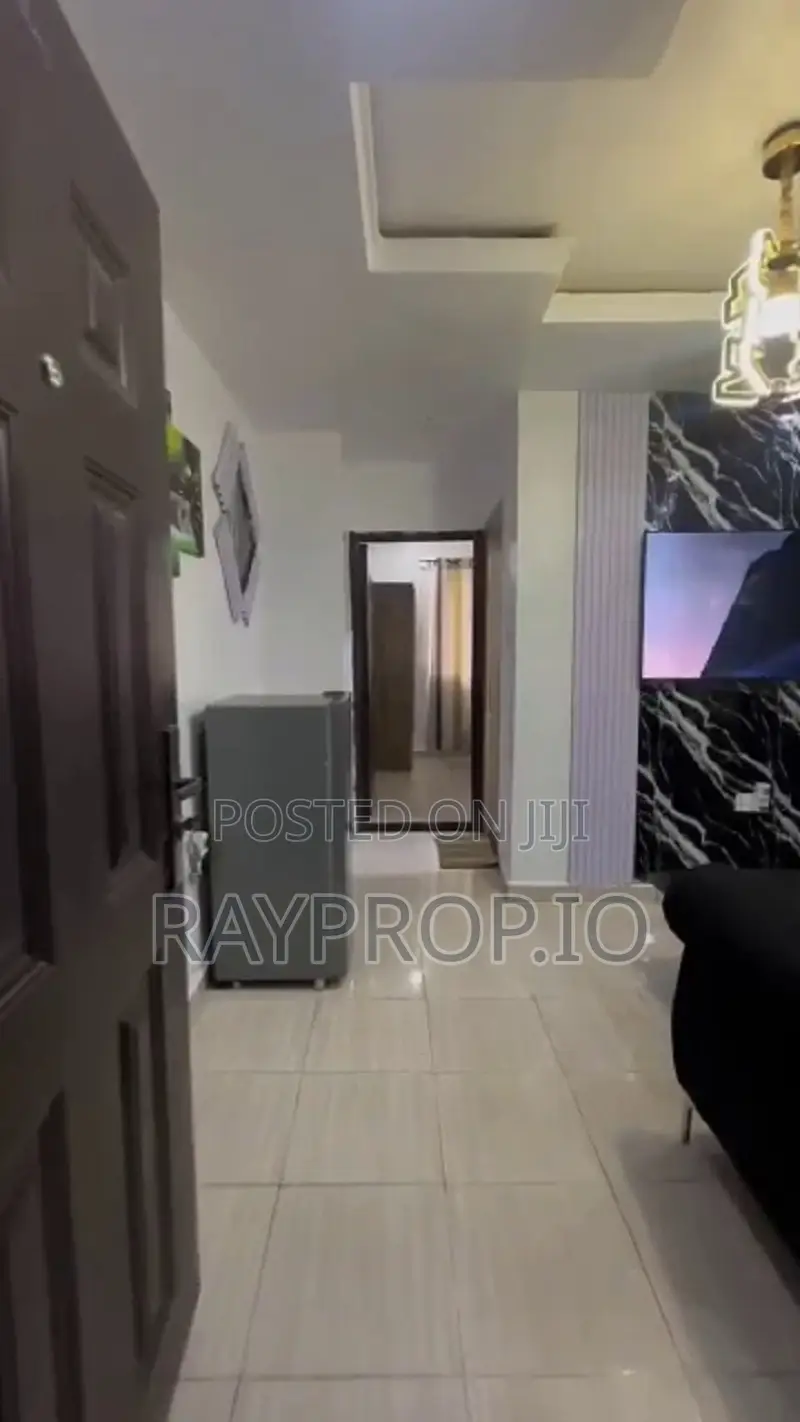 052839ga - Charming 1 Bedroom Shortlet in Surulere in Ogunlana