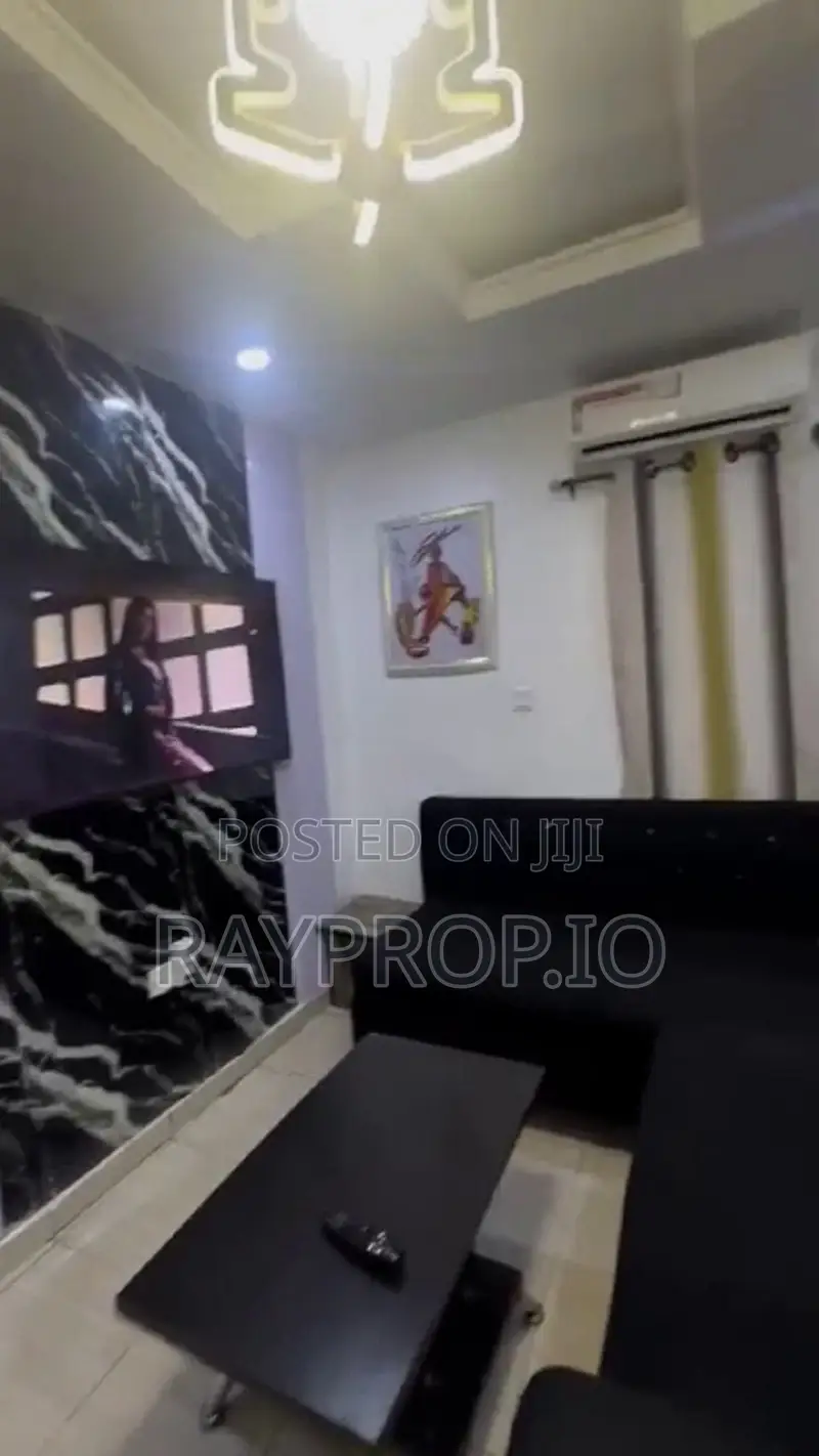 052839ga - Charming 1 Bedroom Shortlet in Surulere in Ogunlana