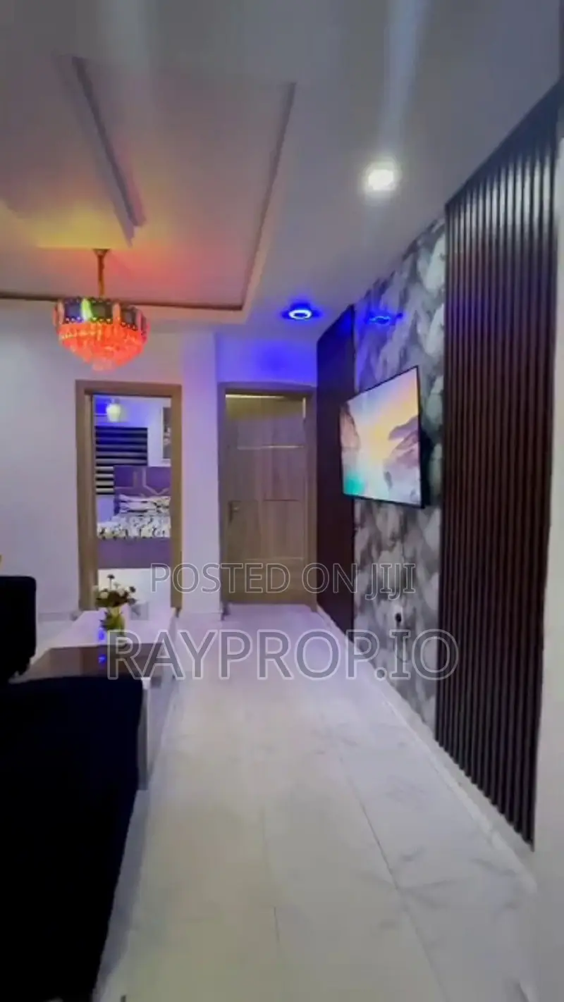 382788pc - 2 Bedroom Shortlet in Surulere in Ogunlana