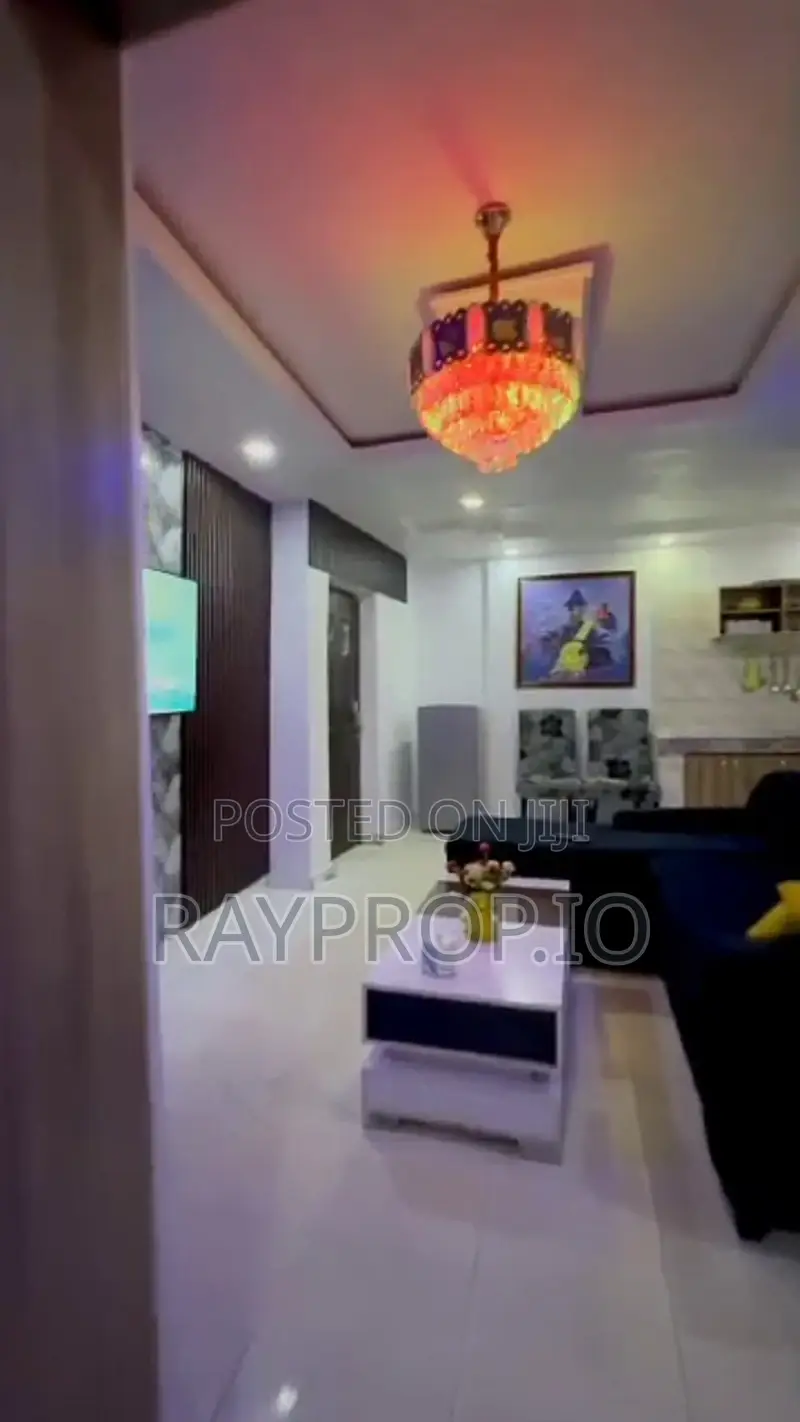 382788pc - 2 Bedroom Shortlet in Surulere in Ogunlana
