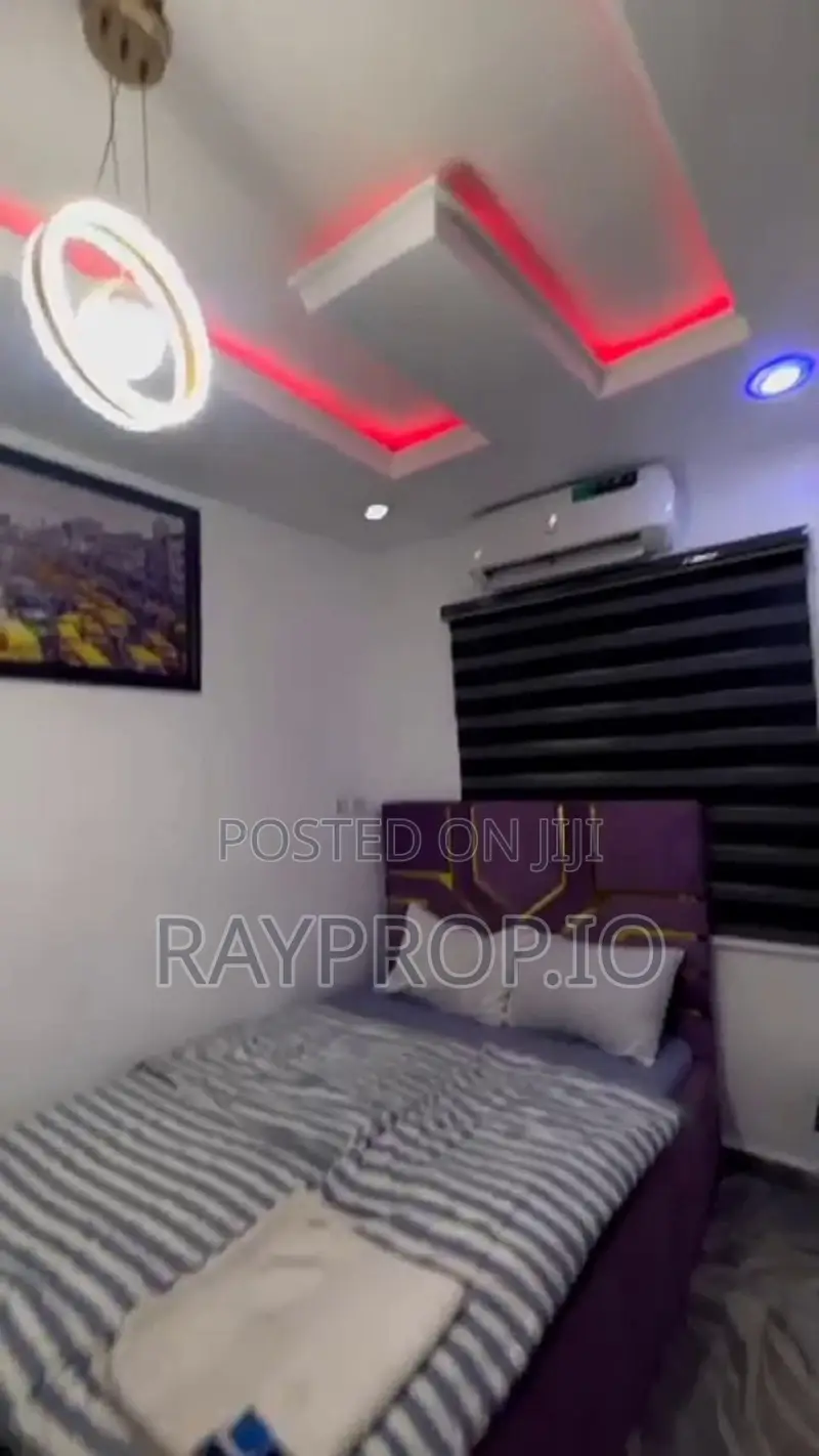833765ow - Studio Shortlet in Surulere in Ogunlana