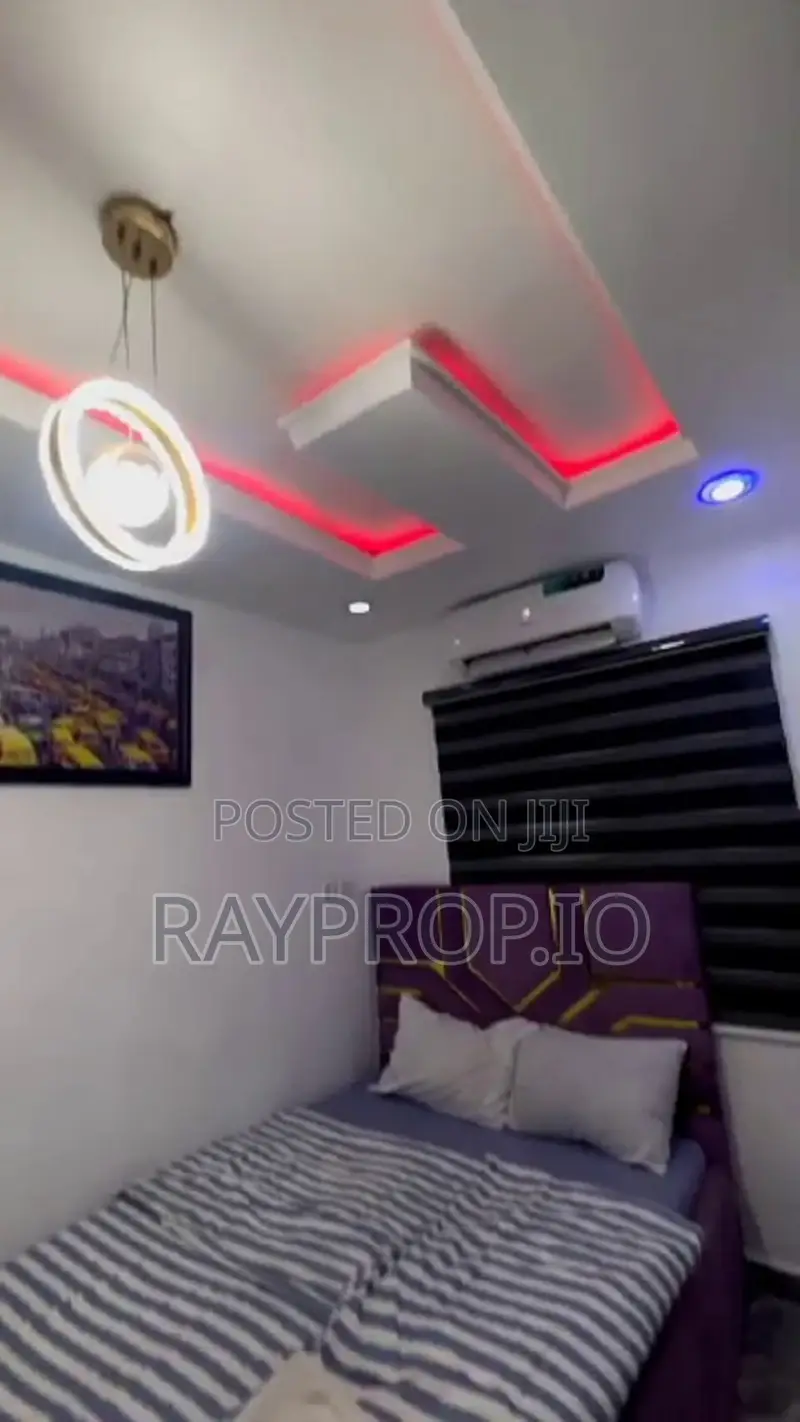 833765ow - Studio Shortlet in Surulere in Ogunlana