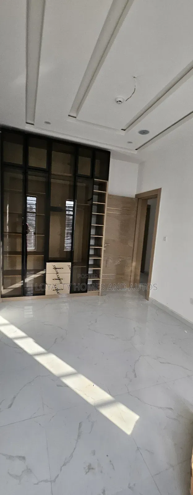 5bdrm Duplex in Omole Phase 1 Ikeja for sale in Omole Phase 1