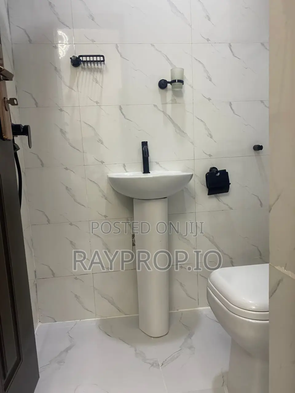 561110pl - Studio Shortlet in Yaba in Sabo / Yaba