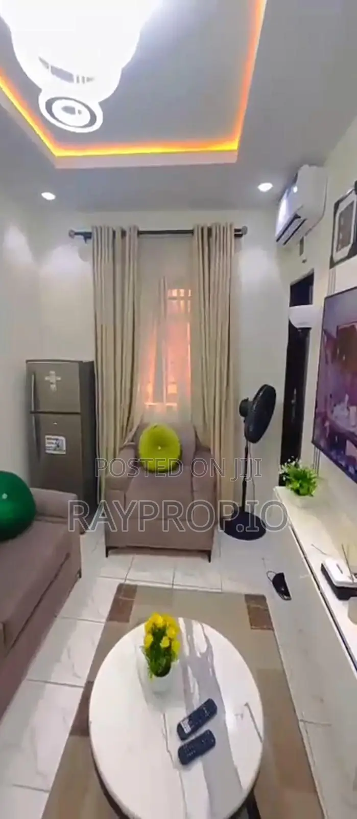 530809pm -- Cozy 1 Bedroom Shortlet in Yaba in Sabo / Yaba