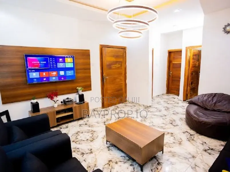 415918iw - 2 Bedroom Shortlet in Yaba in Sabo / Yaba