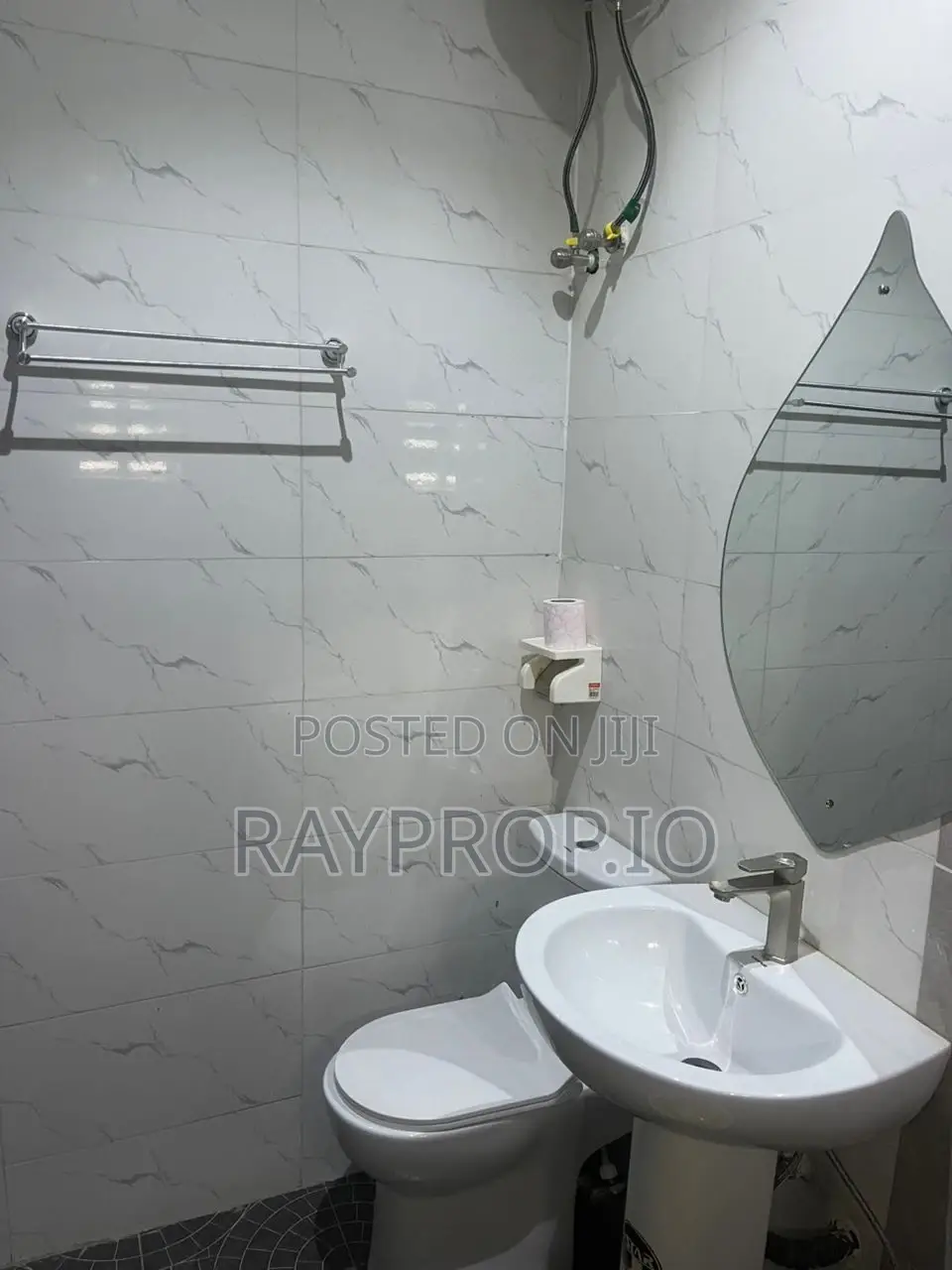 428953lw - Lovely 2 Bedroom Shortlet in Ajao Estate in Ajao Estate