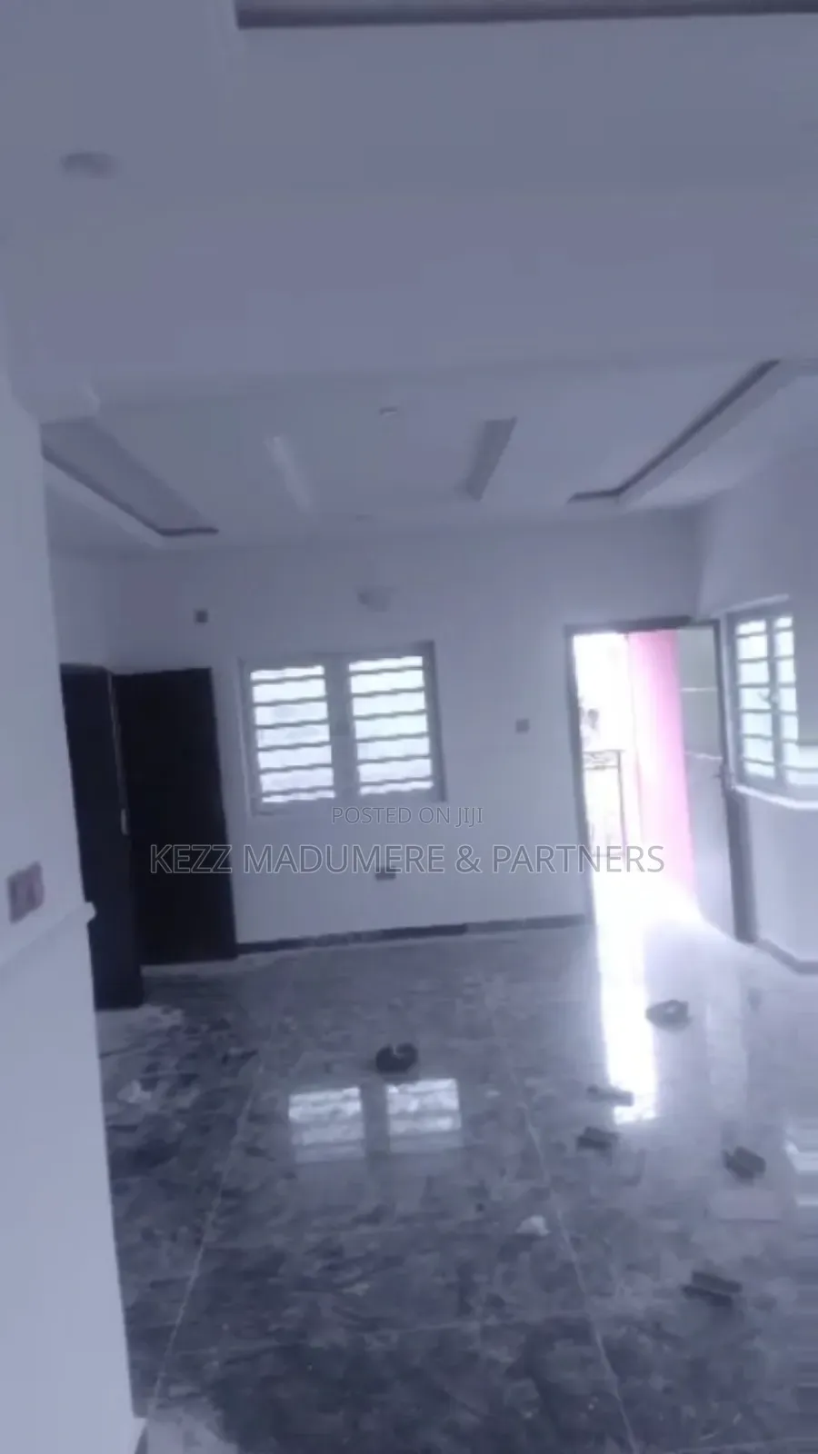 3bdrm Block of Flats in Sars Road Port for rent in Port-Harcourt