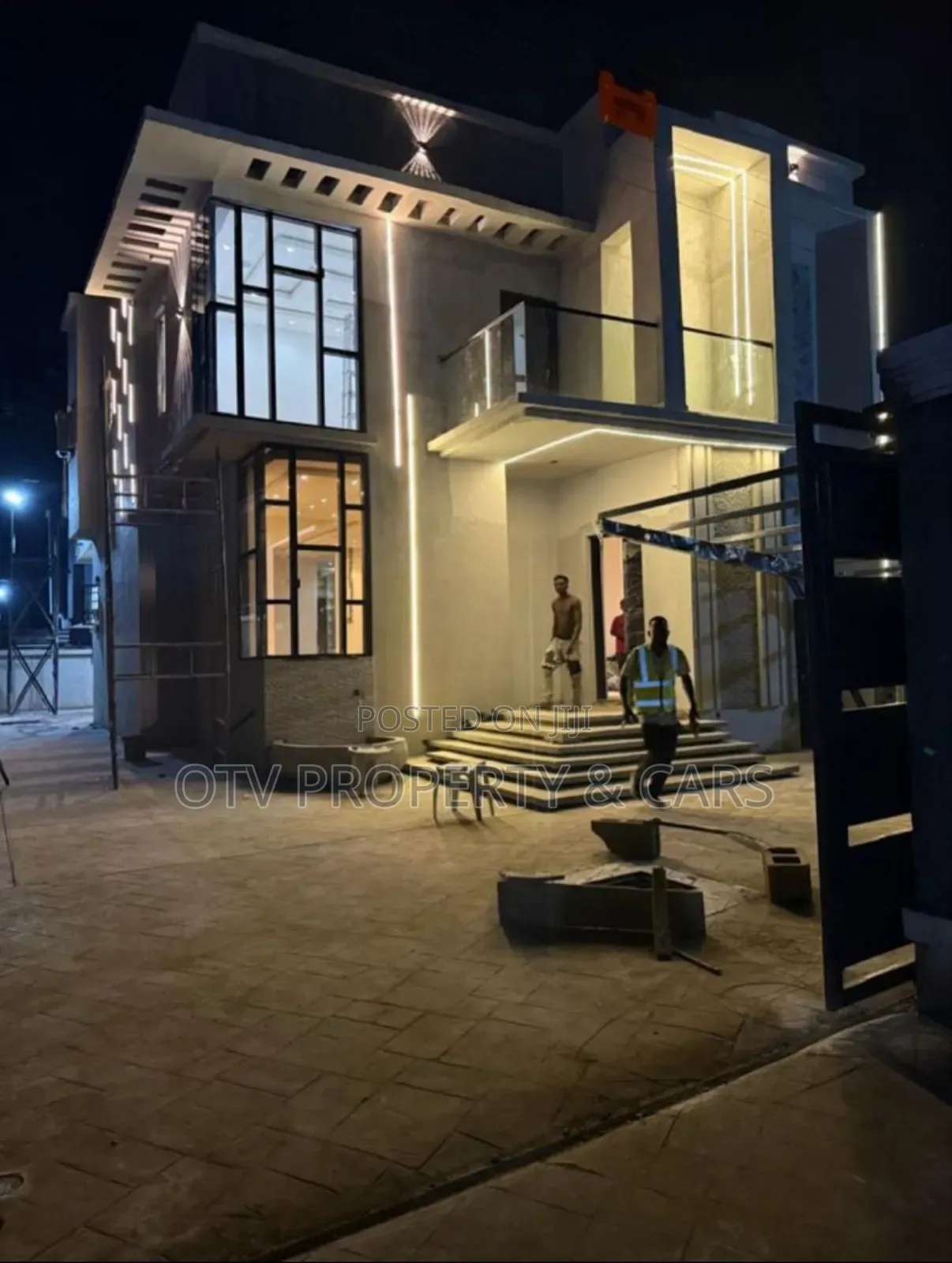 Furnished 4bdrm Duplex in Oluyole Estate for sale in Oluyole Estate