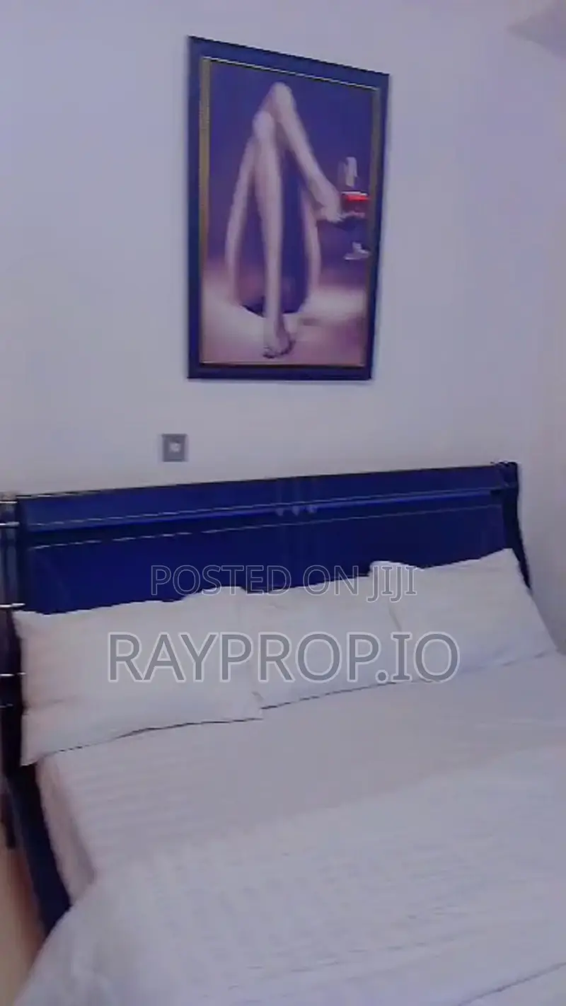 125494pc - Studio Shortlet in Ikeja Gra in Ikeja GRA
