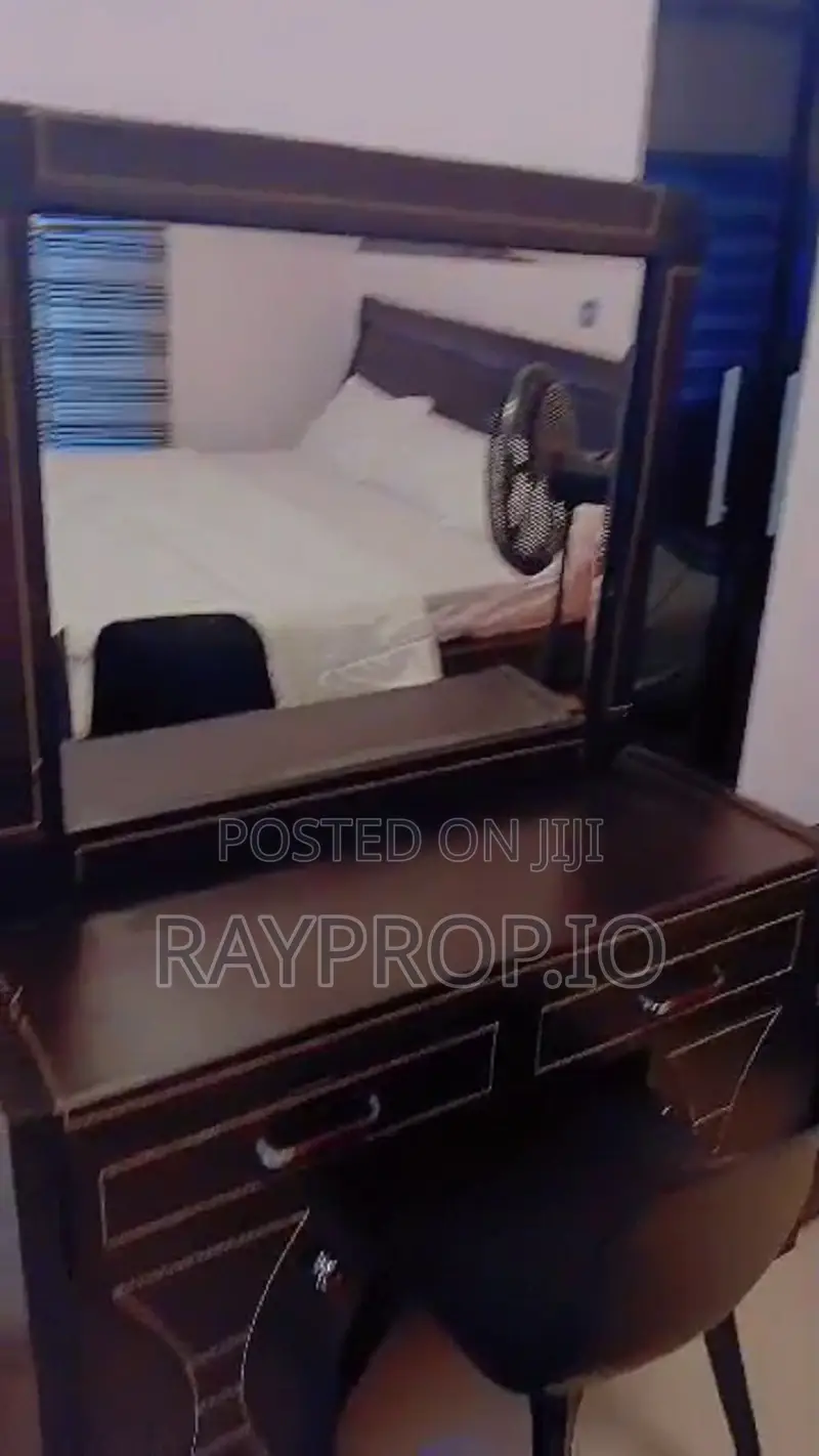 125494pc - Studio Shortlet in Ikeja Gra in Ikeja GRA
