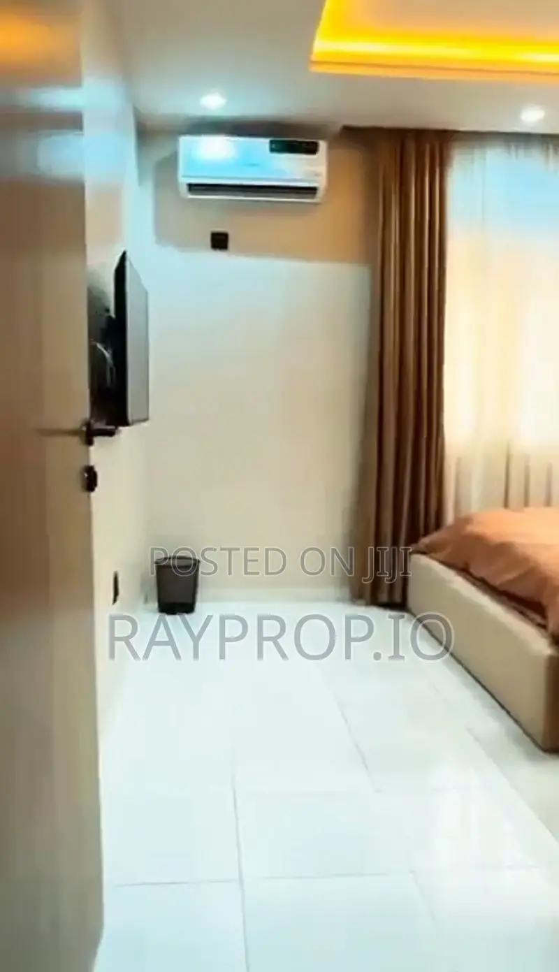 611373yb - Stylish 2 Bedroom Shortlet in Surulere in Abraham Adesanya