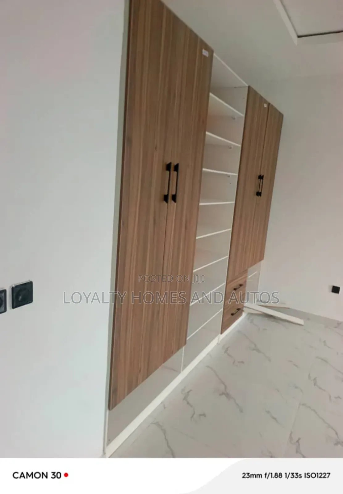 Furnished 5bdrm Duplex in GRA Phase 2 Shangisha for sale in GRA Phase 2 Shangisha