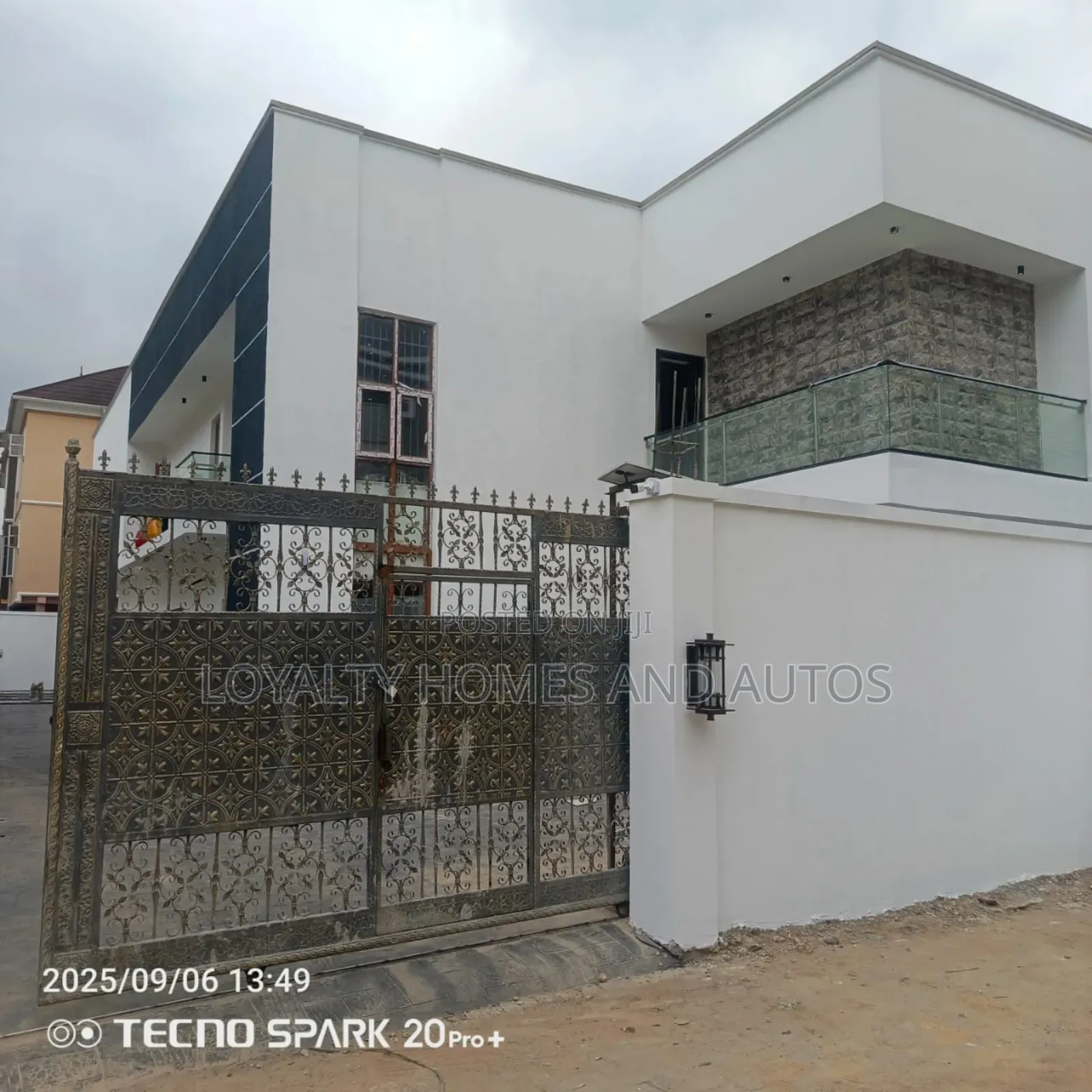 Furnished 6bdrm Duplex in Ikeja GRA for sale in Ikeja GRA