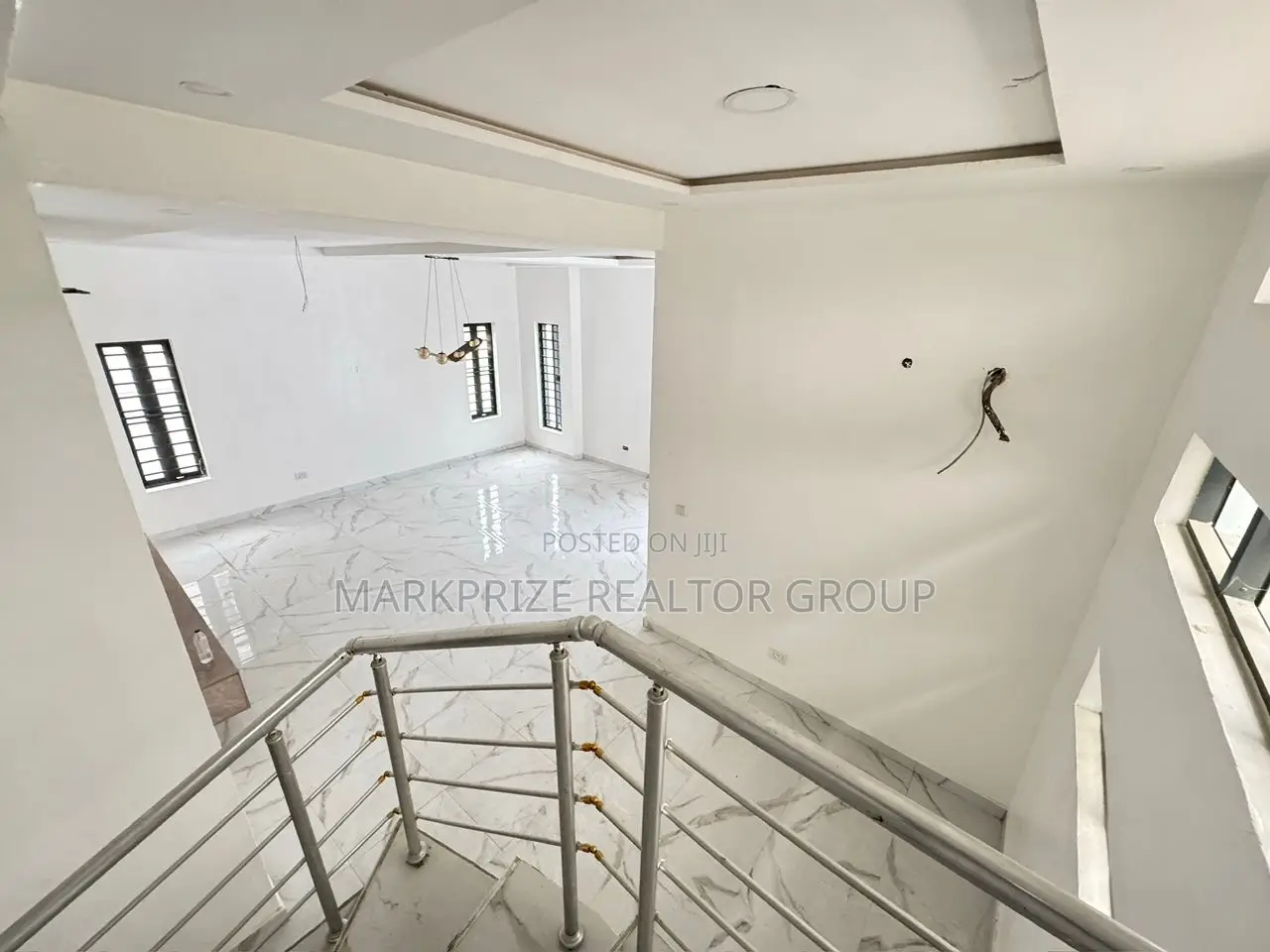 5bdrm Duplex in Chevron Lekki Lagos for sale in Chevron