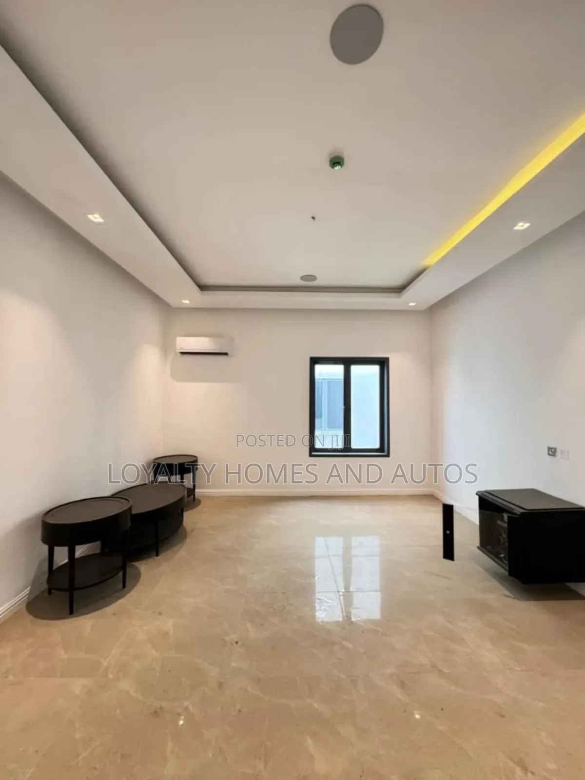Furnished 5bdrm Duplex in Banana Island for sale in Banana Island