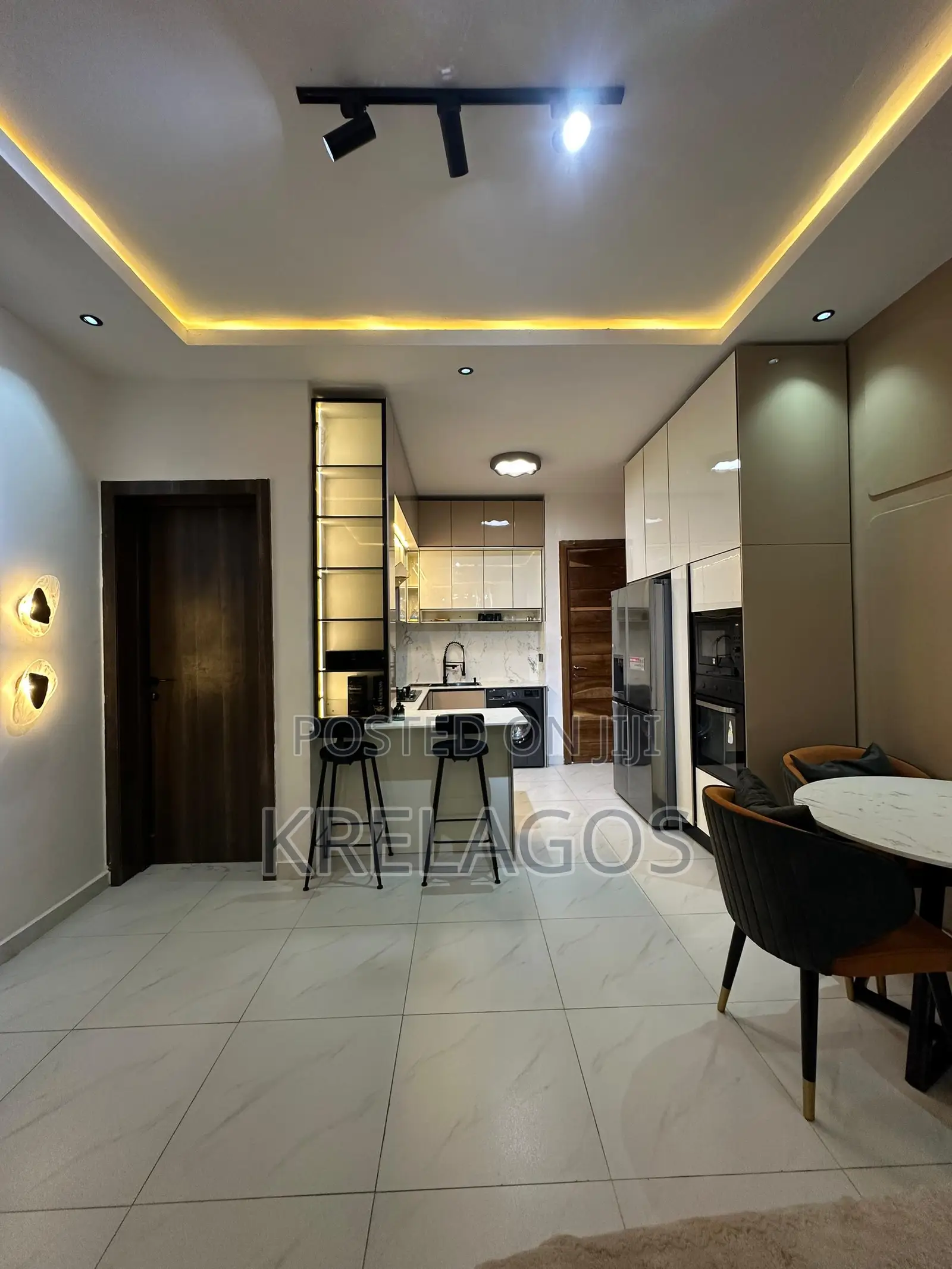 Furnished 2bdrm Apartment in Chevron for sale in Chevron