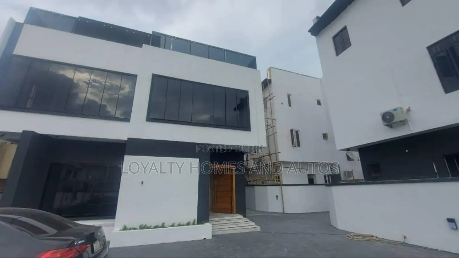 Furnished 5bdrm Duplex in Lekki Phase 1 for sale in Lekki Phase 1
