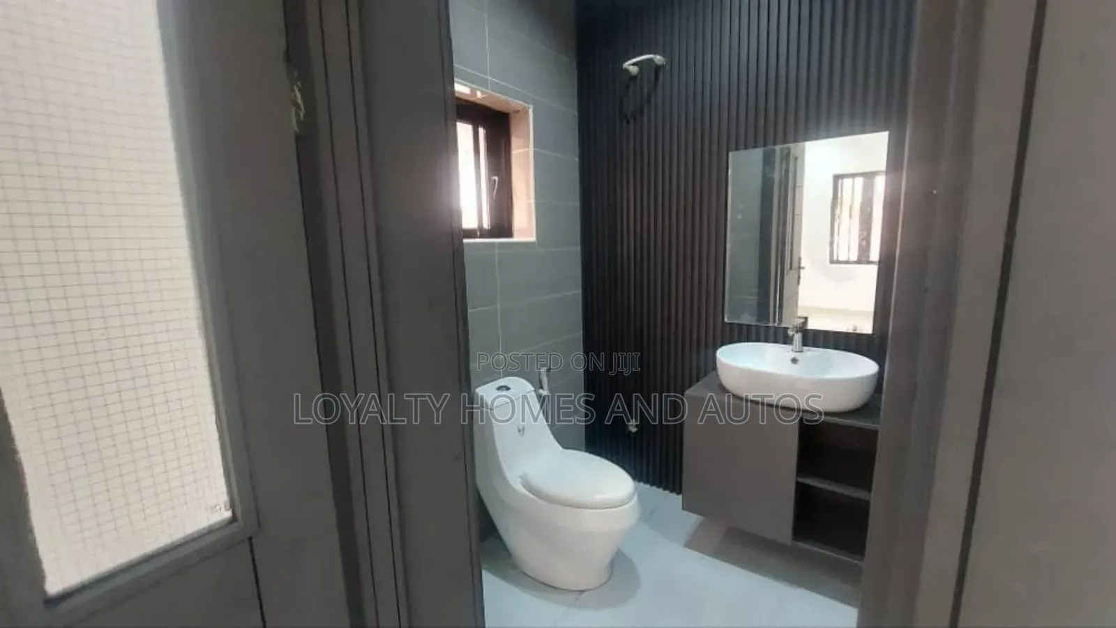 Furnished 5bdrm Duplex in Lekki Phase 1 for sale in Lekki Phase 1