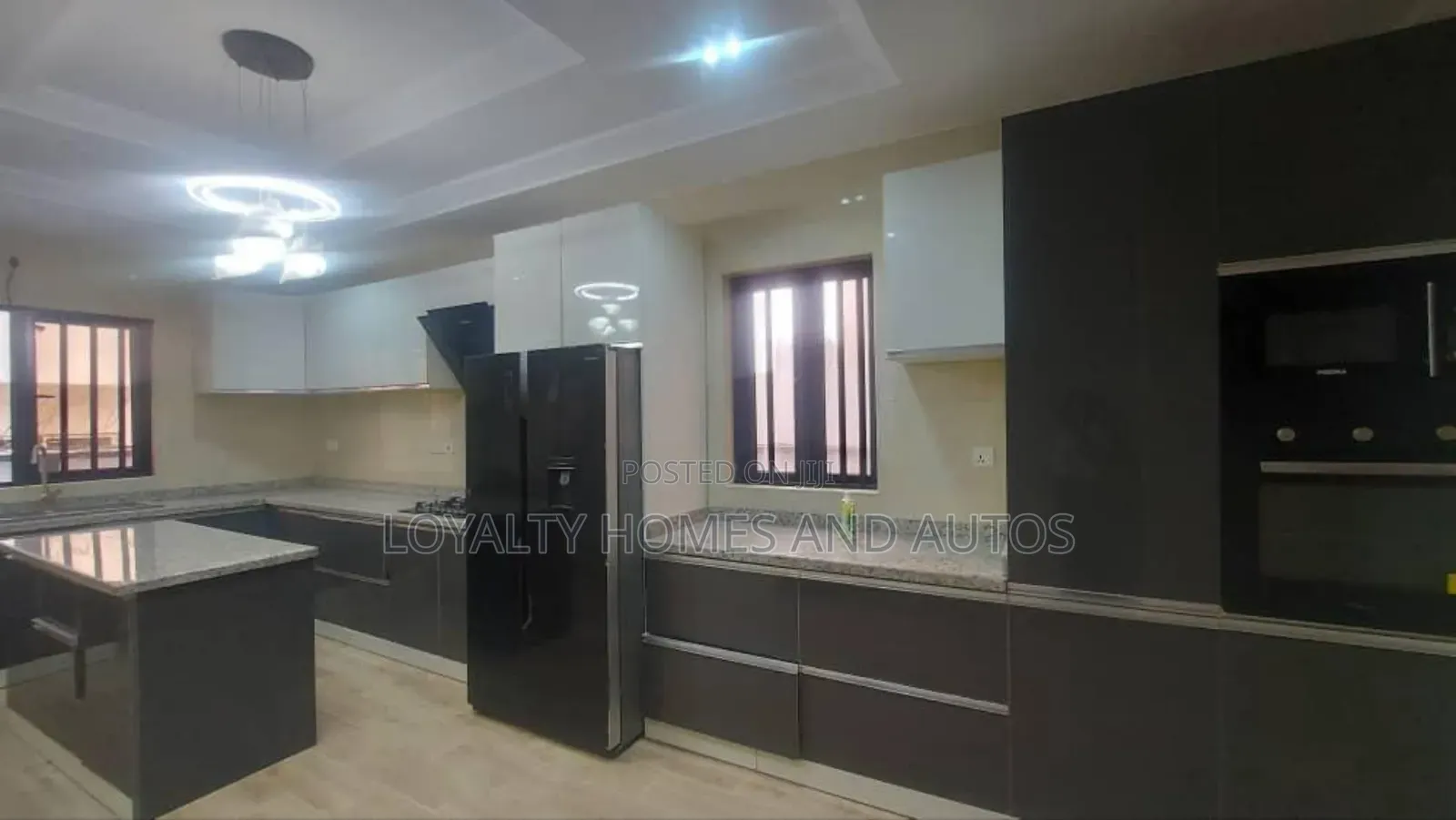 Furnished 5bdrm Duplex in Lekki Phase 1 for sale in Lekki Phase 1