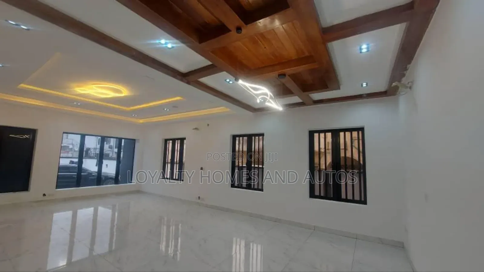Furnished 5bdrm Duplex in Lekki Phase 1 for sale in Lekki Phase 1