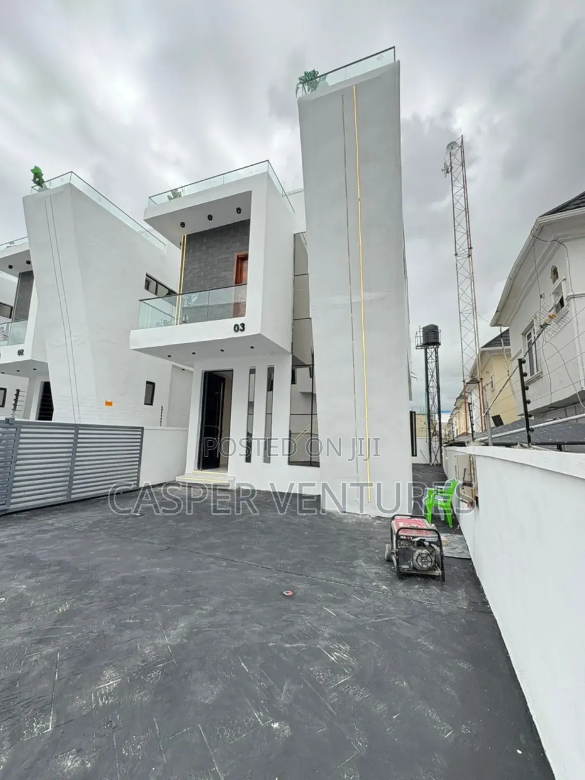 4bdrm Duplex in Lekki County, Ikota for sale in Ikota