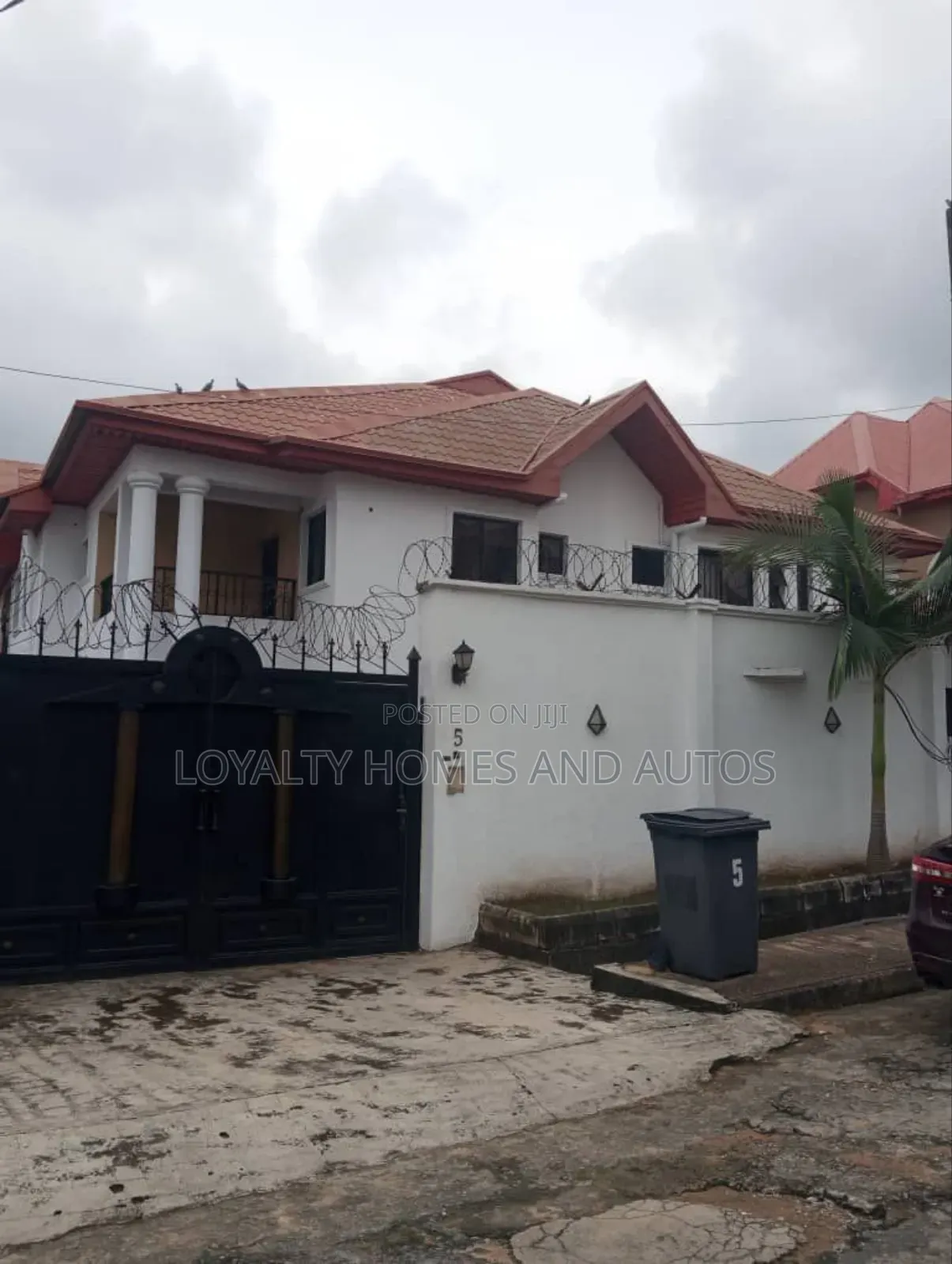 Furnished 5bdrm Duplex in Omole Phase 1 for sale in Omole Phase 1