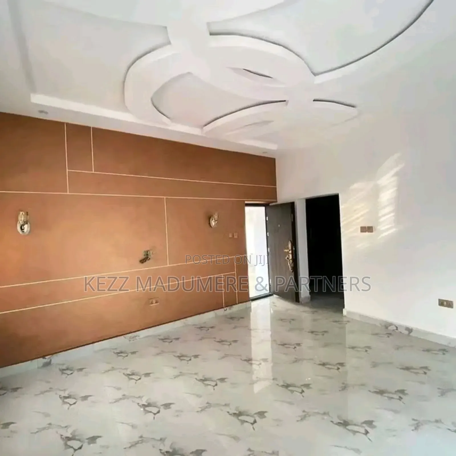 6bdrm Duplex in Woji , Port Harcourt for sale in Woji