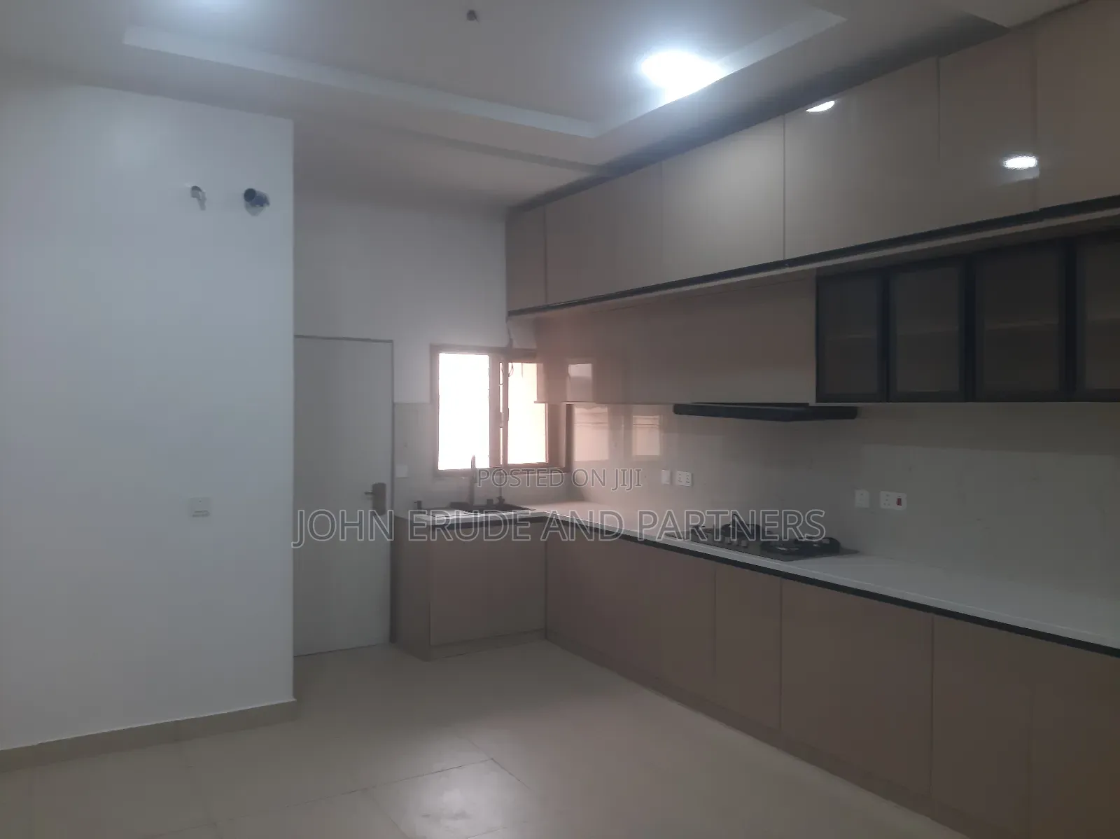 4bdrm Duplex in Dawaki Hillside for sale in Dawaki